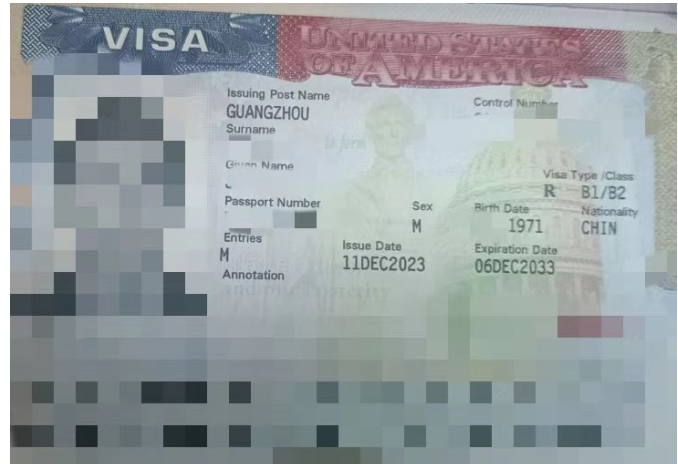 白本护照的M先生一家三口成功获批10年签证 ！